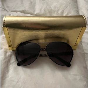 Tori Burch Aviator style Sunglasses
